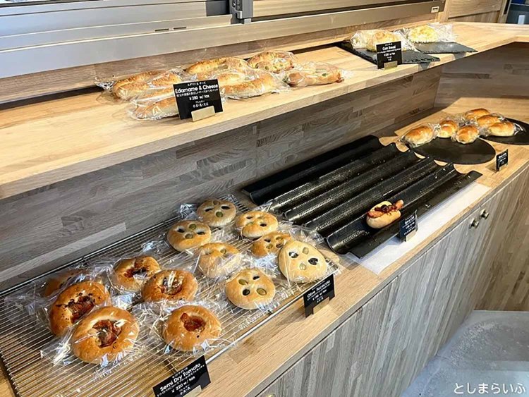 【としまらいふ】Manhattan Bakery & Wine Bar