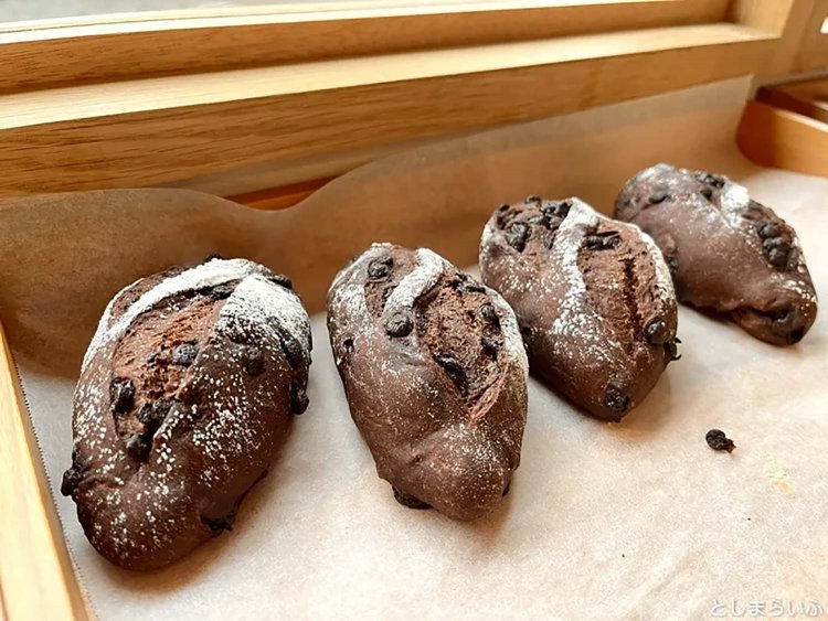 【としまらいふ】Manhattan Bakery & Wine Bar