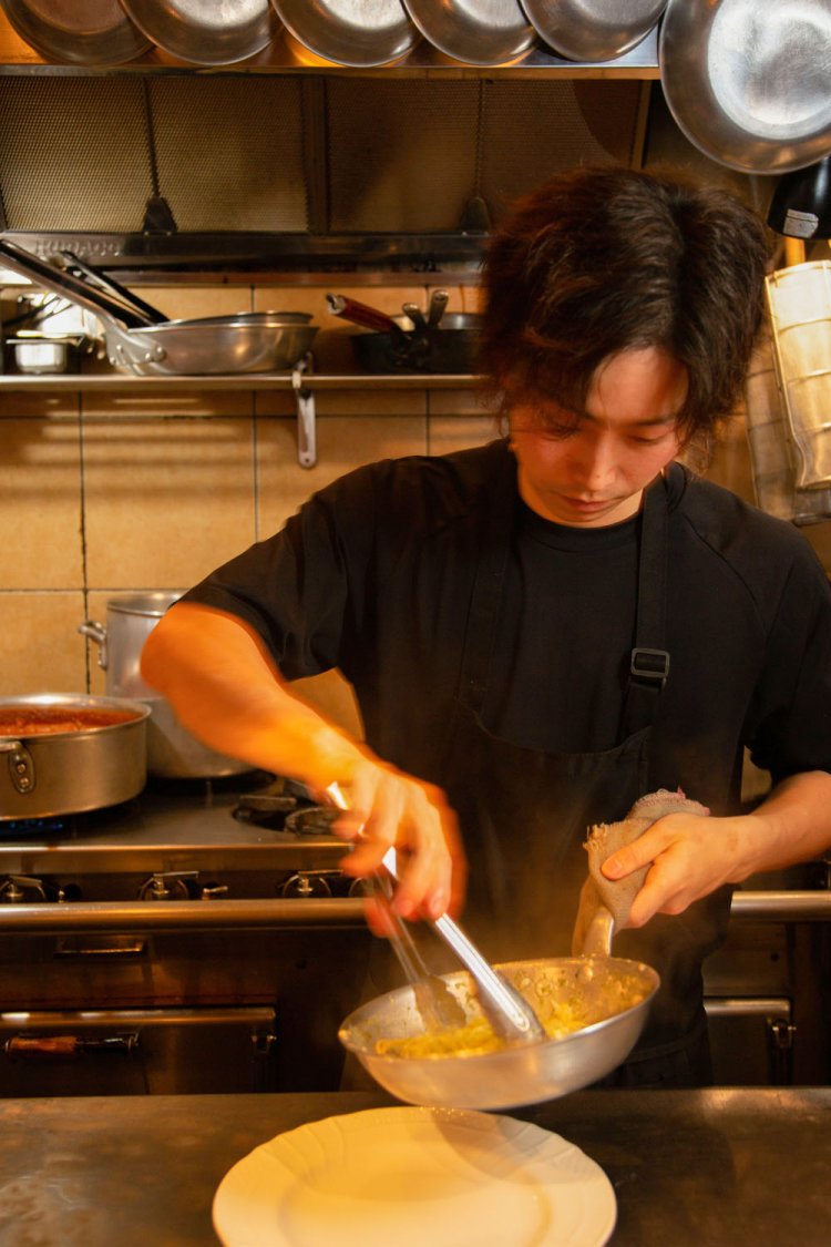 若手シェフも活躍。