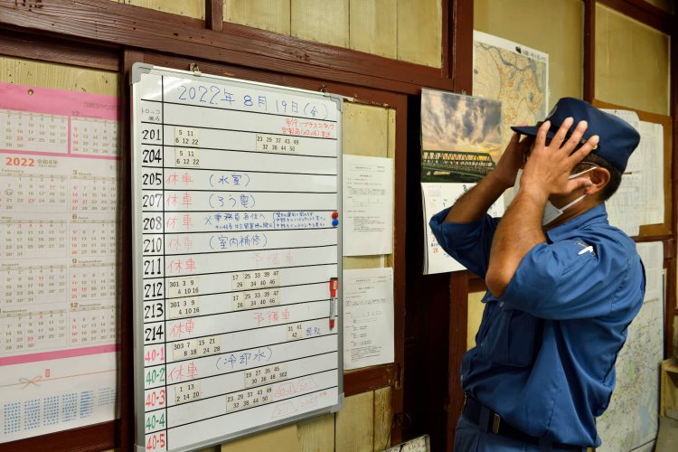 「休車ばかりで使える車両がないっ!?」。