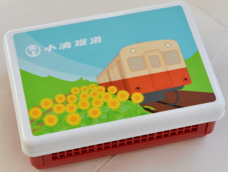 折りたたみランチボックス600円。