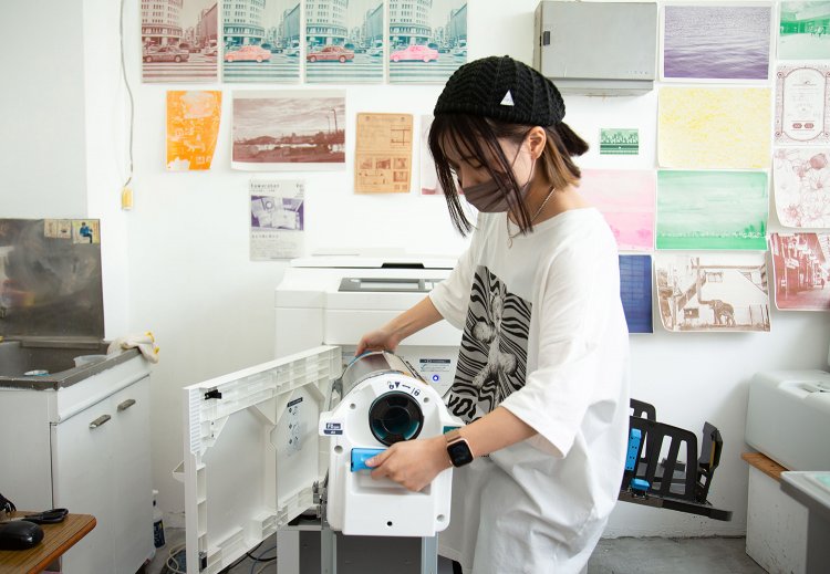 「それっ、よっこらしょっ。あれ？どっち向きだっけ」