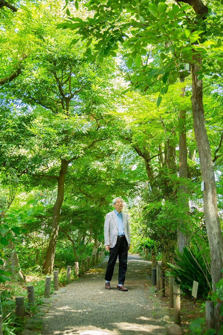 富太郎博士に雰囲気が似ている、ひ孫で学芸員の一浡（かずおき）さん。