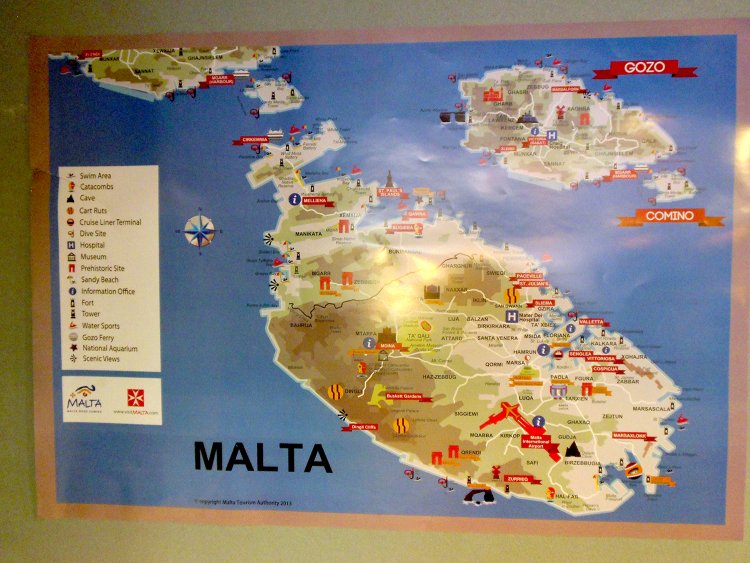 マルタ共和国は、マルタ島・ゴゾ島・コミノ島の3つの有人島を主とする地中海に浮かぶ国。