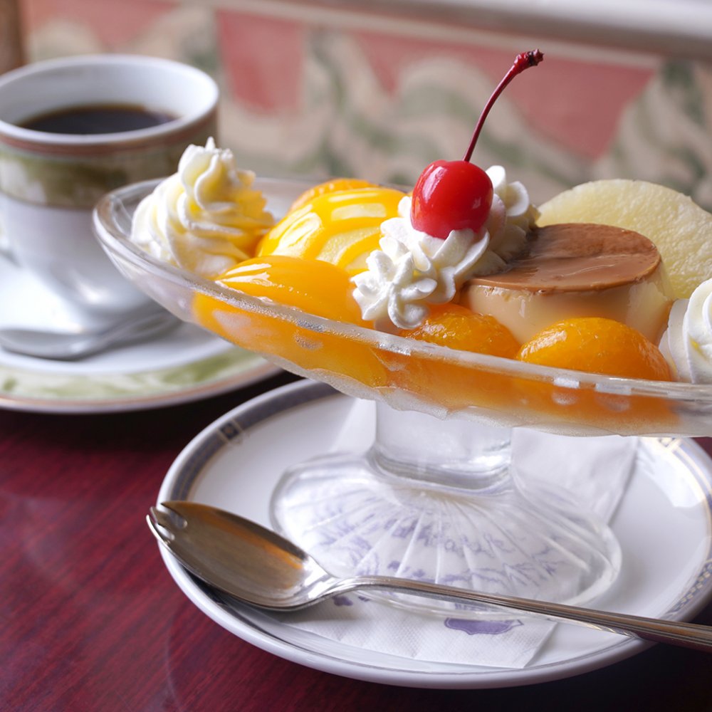 池袋のおすすめカフェ21選。レトロな純喫茶からユニークなコンセプトの個性派まで勢揃い！