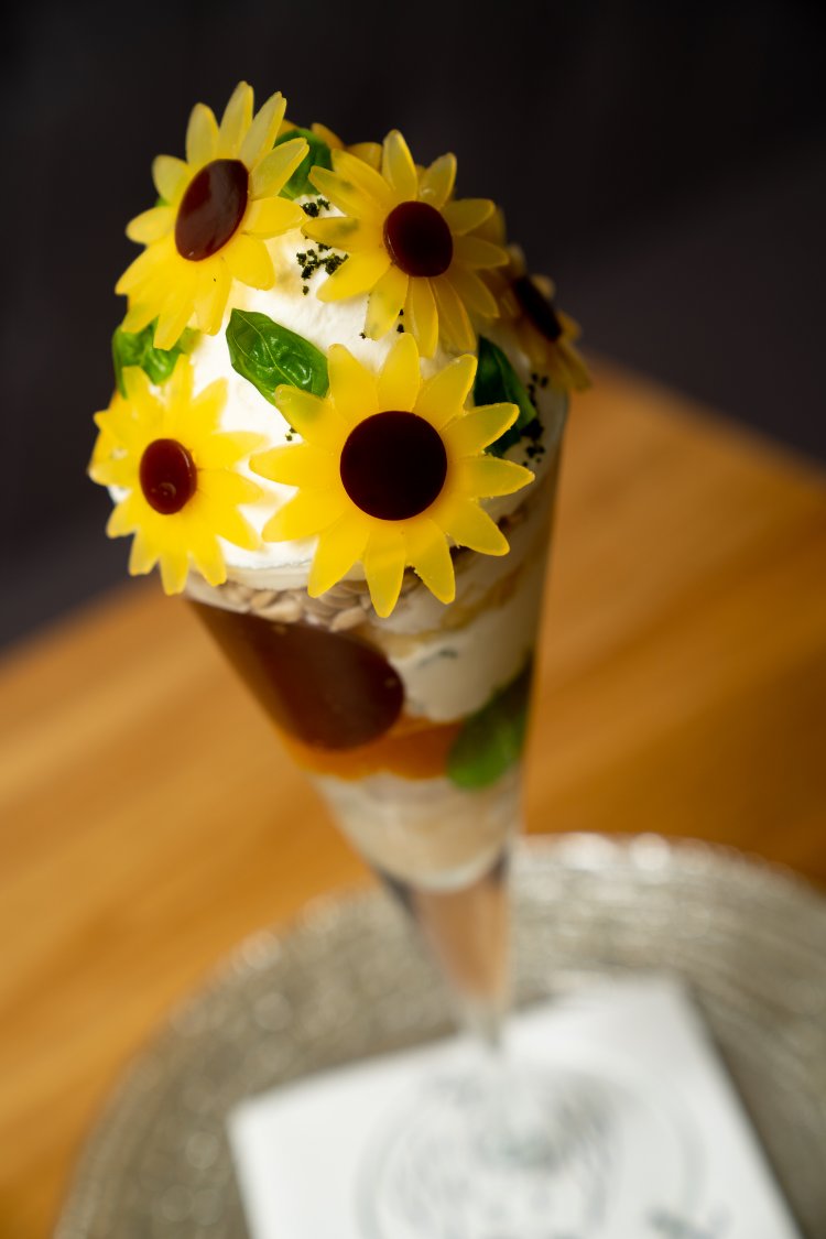 夜パフェ専門店 Parfaiteria beL