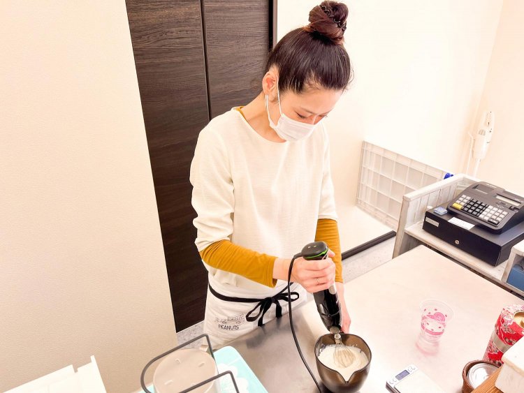 豆腐を飲みやすいように崩していきます。