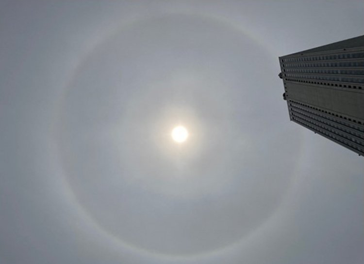 光学現象の1つ「ハロ」。