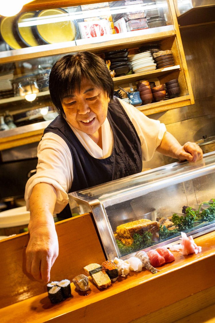 中野ブロードウェイ15松栄寿司