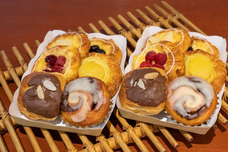 「ミニデニッシュ6個入りパック」843円。