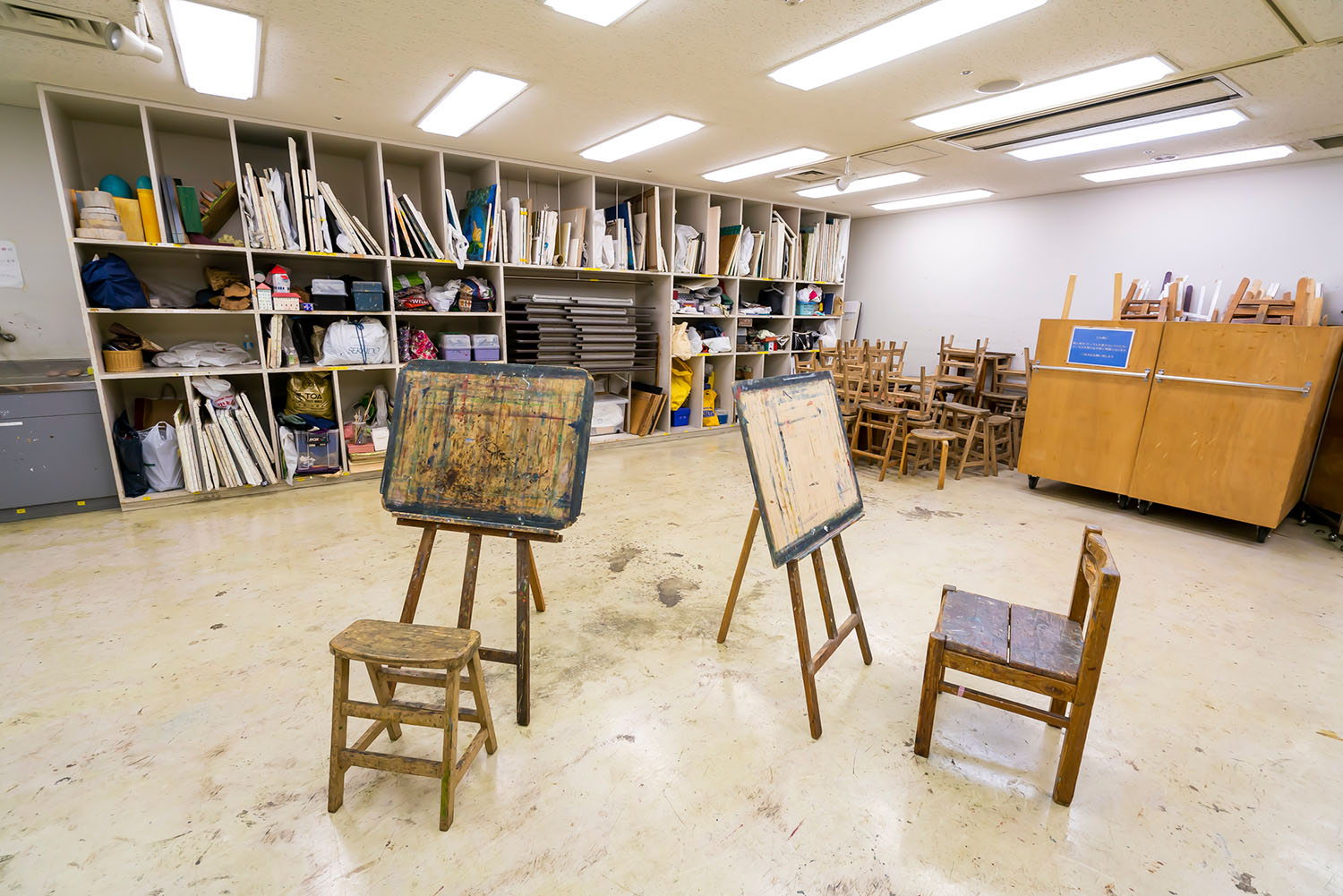 直営のカルチャースクールで使われる7階の美術教室。
