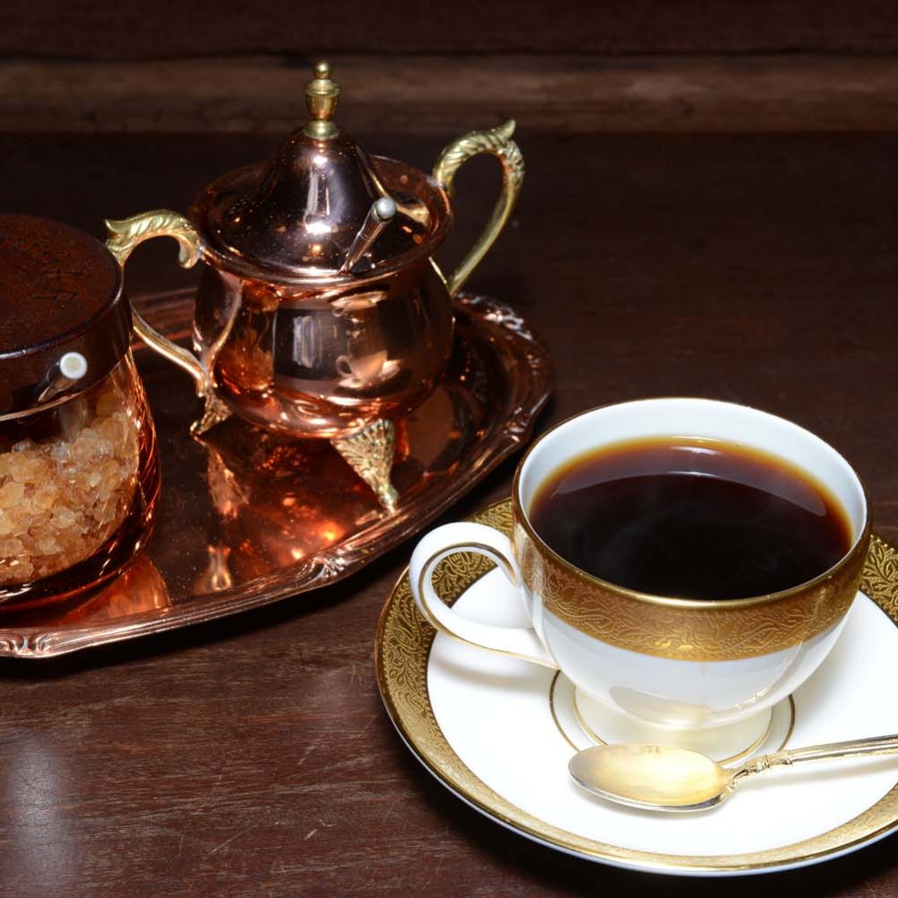 池袋の純喫茶『炭火煎珈琲 皇琲亭』では有資格のスタッフが淹れるこだわりのコーヒーが飲める