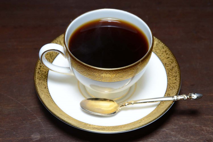 ブレンド。コーヒーなどのお代わりは300円引きになる。