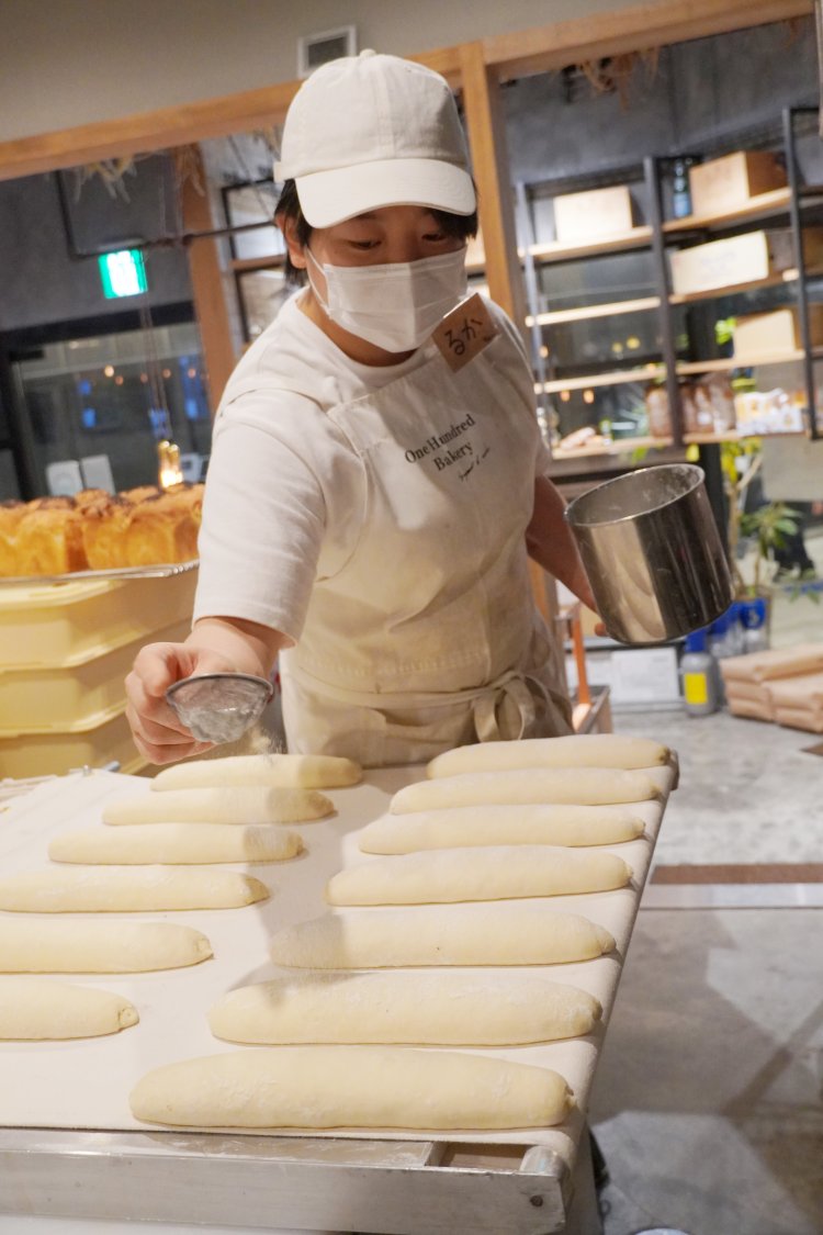 パンに使用する小麦粉は、開発を重ねて生み出されたオリジナル。。