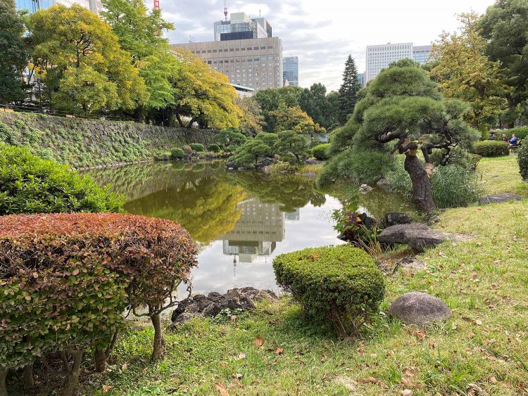 日比谷公園の木々も秋めいていた。