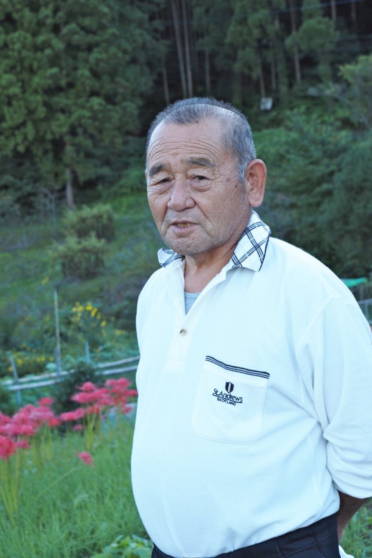 朝日根最高所に住む旭吉彦さん（80歳）に話を聞いた。