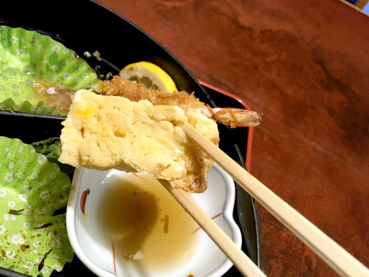 玉子焼きは夜の一品料理でも大人気で、多くのお客さんが注文するそう。