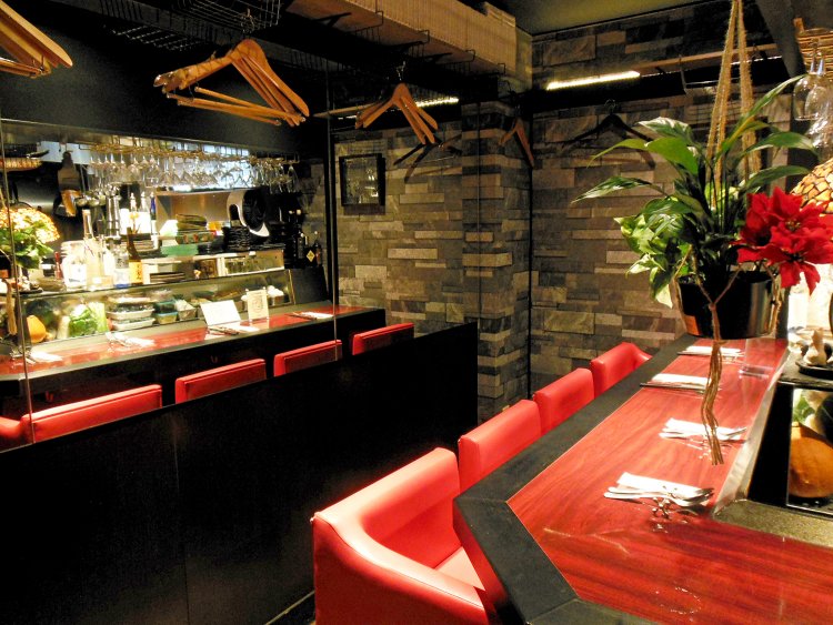 林さんの故郷、秋田県の日本三大祭囃子のひとつ「花輪囃子」から着想を得て、店名に「囃」の1字を取り入れたという。