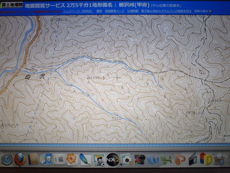 全く記憶のない写真なのだが、国土地理院の電子地形図を見てルートをチェックしたらしい。12年経った現在でも、白沢橋から登るルートはあるようだ。