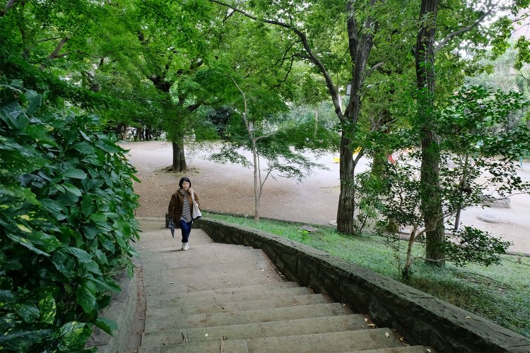 恵比寿ガーデンプレイスそばの「三田丘の上公園」