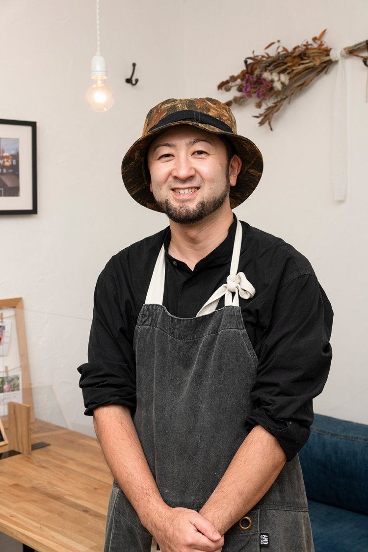 10代からイタリア料理店で働いていた店主の角井仁志さん。