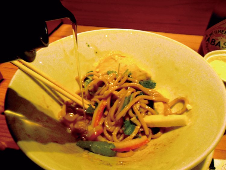 エシャレットを効かせたオリーブオイルをちょい足しすると味が締まる。