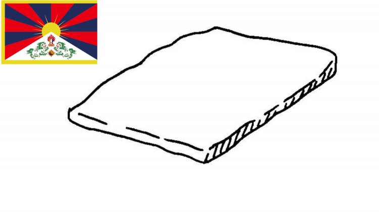 幅25～30mm。厚さ1～2mm。長さ40mm。