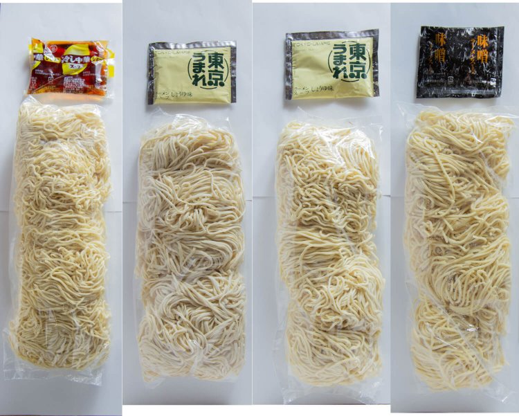 左から、チヂレ1玉120円、シャンコ1玉130円、サッポロ1玉120円、ストレート1玉120円。