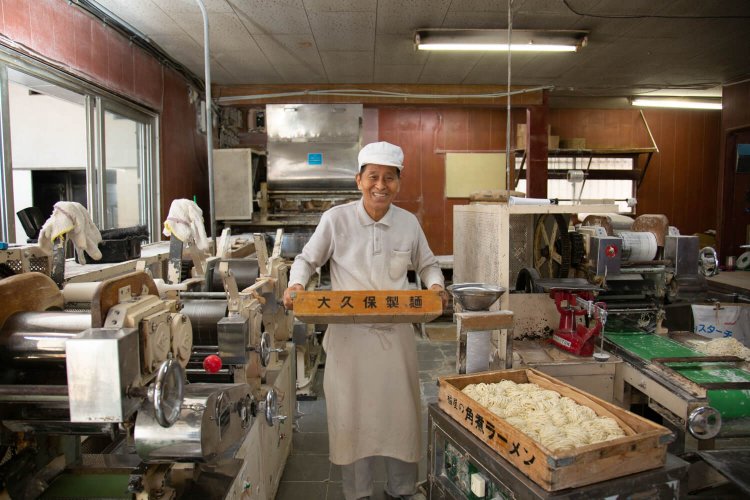 店頭販売は土曜のみだが「呼び鈴押してくれれば売るよ～」と、大久保さん。