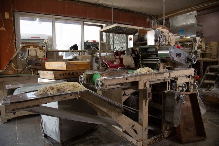 シャンコ麺専用製麺機。