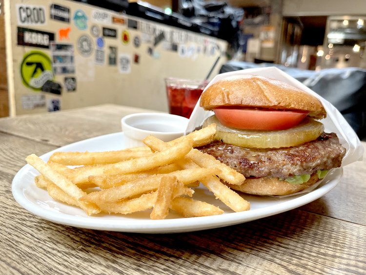 Time Out Cafe & Diner（たいむあうとかふぇあんどだいなー）