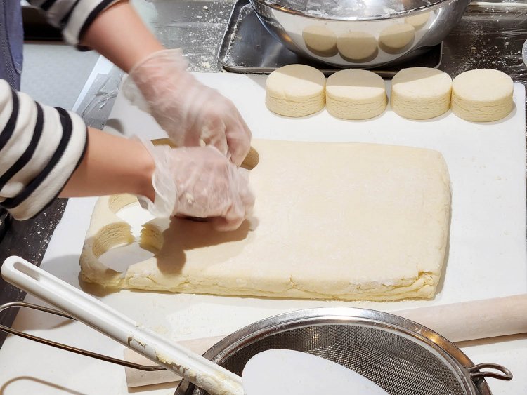 北千住茶香のスコーン工程３