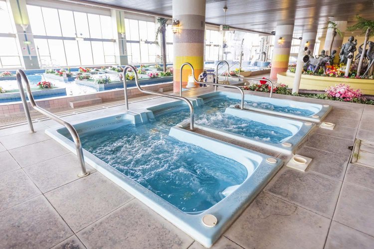 泡と水流で全身をマッサージしてくれるドリームバス。