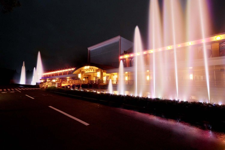 東京湯楽城（とうきょうゆらくじょう）