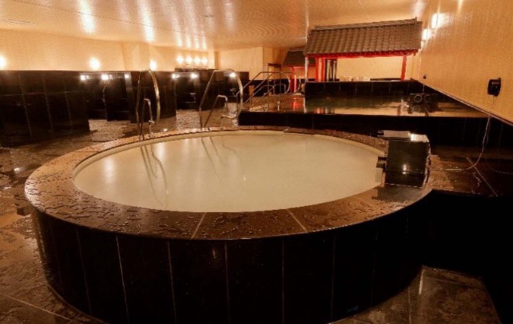 マイクロバブル風呂は、美肌効果だけでなく体を芯から温めて湯冷めしにくくなるという。