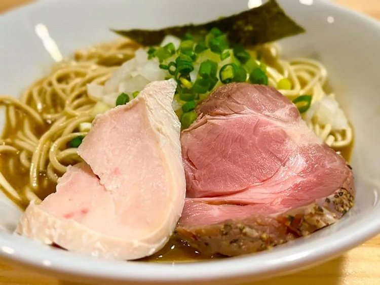 【としまらいふ】中華蕎麦ジンベエ