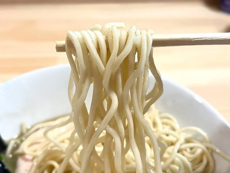 【としまらいふ】中華蕎麦ジンベエ