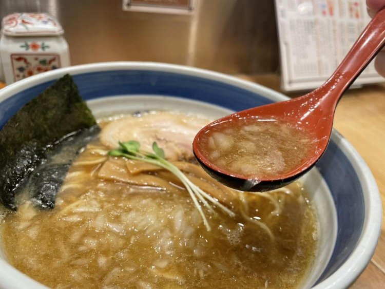 少し粘り気のあるスープ。