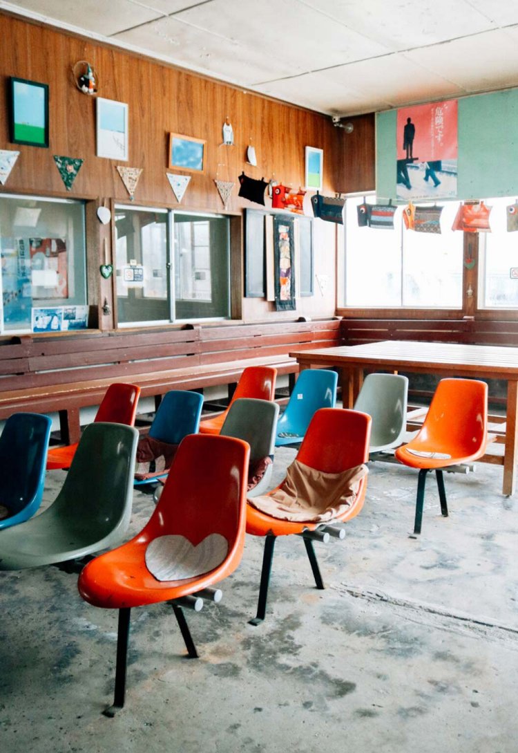 【カメラガールズ】鹿部駅