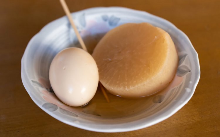 【東京おでんだね】北千住の駄菓子屋さん、小倉商店