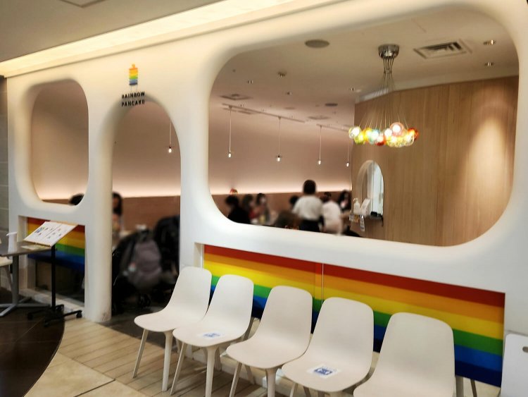 レインボーパンケーキ 西武池袋店2