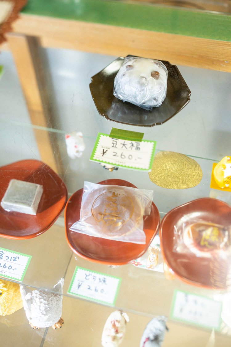 「手間がかかる分かわいいあんこです」。