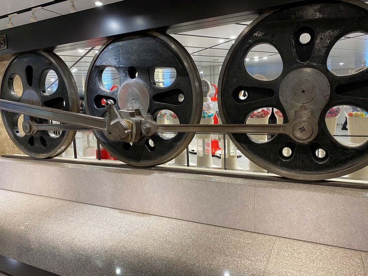 東京駅地下構内。