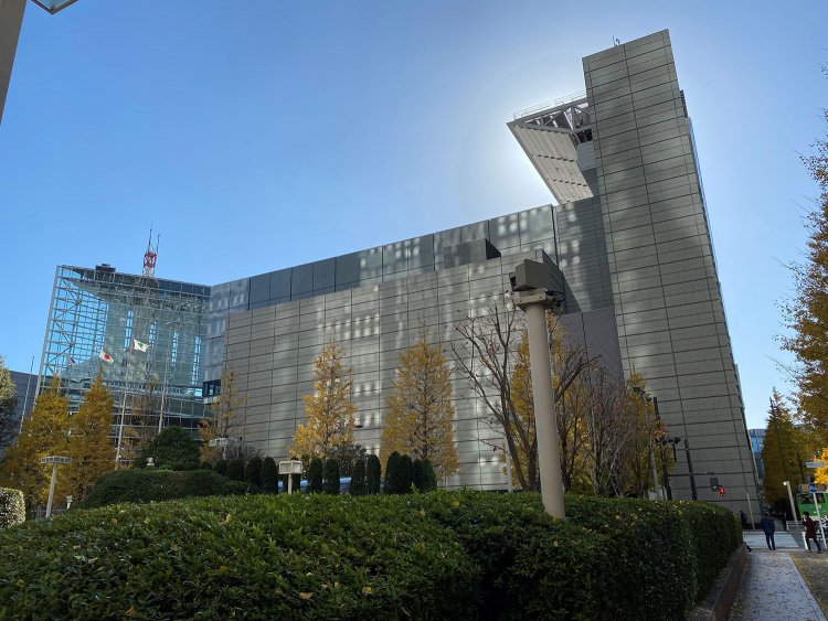 『東京国際フォーラム』。