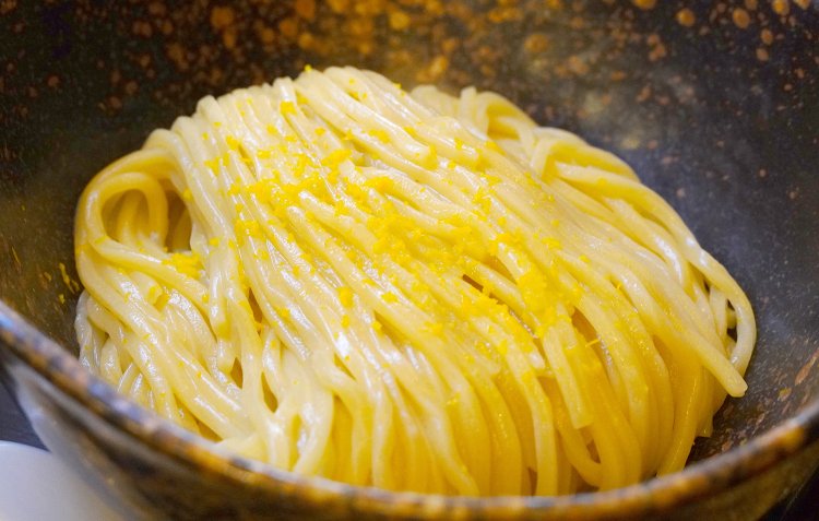 黄色いのが柚子の皮。けっこうたっぷり。