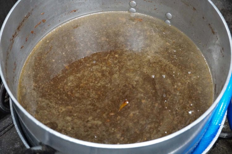 基本のスープは魚介系7割に、動物系3割で作っている。