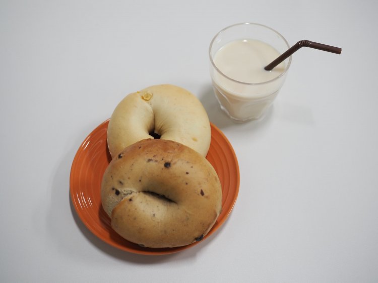 中村「箱入り受験生の夜食みたい」　久保「すべてがプレーン。味にストイックすぎる」