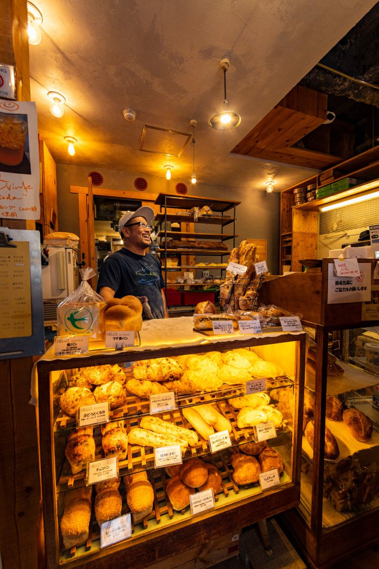 飛田さん「インスタとかどうも苦手。時代に逆行してます」。