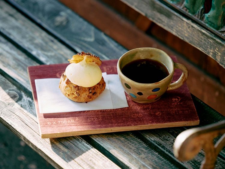 【散歩の達人】大前粟生と遊歩（谷根千）
