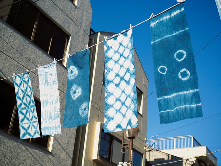 藍染体験のワークショップも開催。（撮影＝本誌編集部）